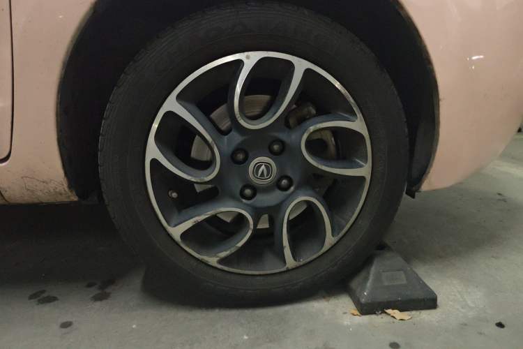 Used CHANGAN Benni E-Star 2021 National Edition Colorful Version Lithium Iron Phosphate (31.86 kWh) Right Front Wheel Hub