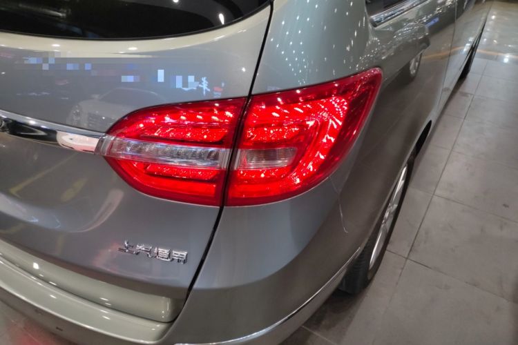 Used Buick GL8 2015 2.4L Luxury Business Premium Edition Right Rear Taillight