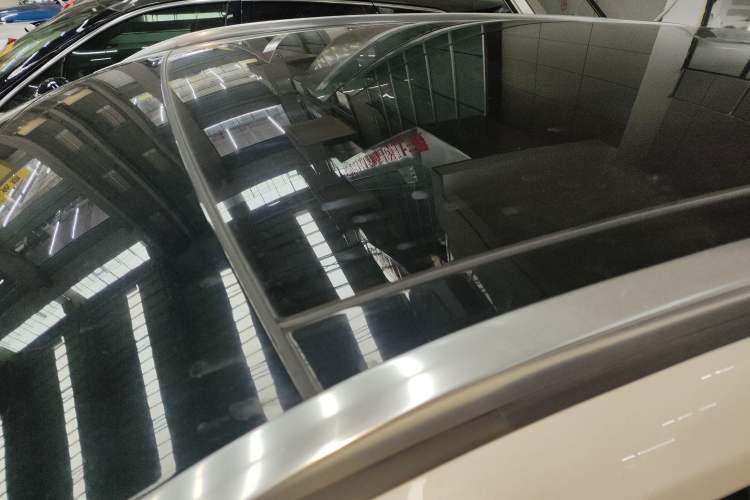 Used Lincoln Corsair 2022 2.0T Two-Wheel Drive Deluxe Edition