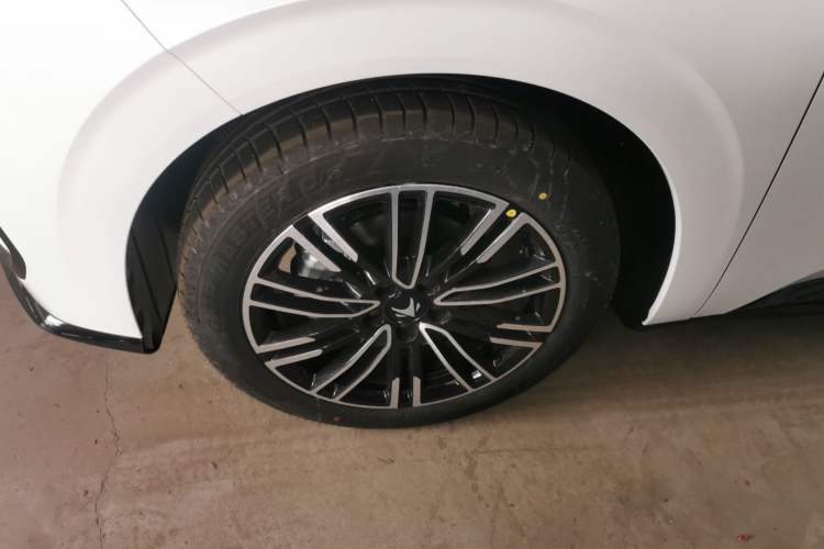 Used ARCFOX T1 2025 Model 425 PLUS
