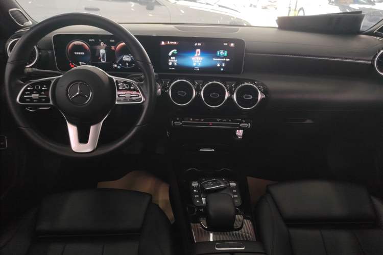 Used Mercedes-Benz A-Class 2020 Restyled A 200 L Sport Sedan Dynamic Version Gear Lever