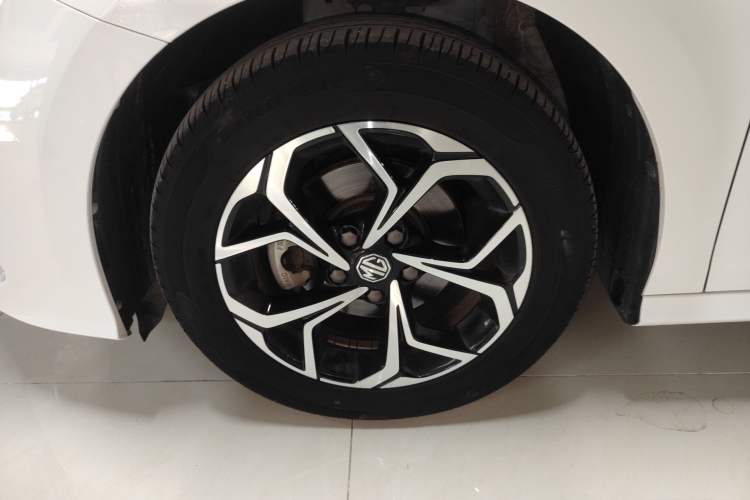 Used MG 5 2021 180 DVVT CVT Youthful Style Edition