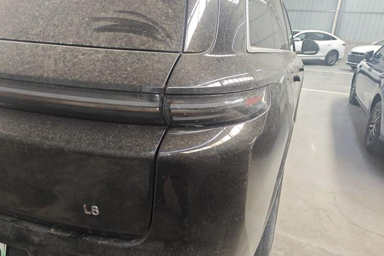 Used Li Auto L8 2023 Pro Model
