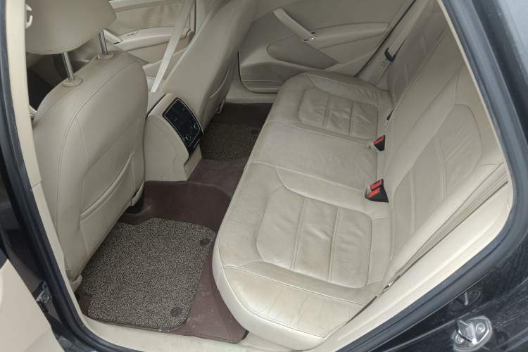 Used Volkswagen Passat 2013 1.8TSI DSG Prestige Edition
