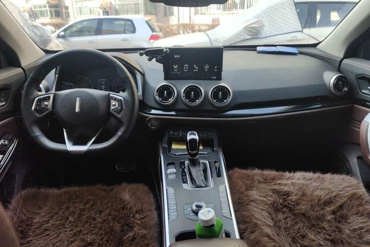 Used Wey VV5 2017 2.0T Ultra-Luxury Version
