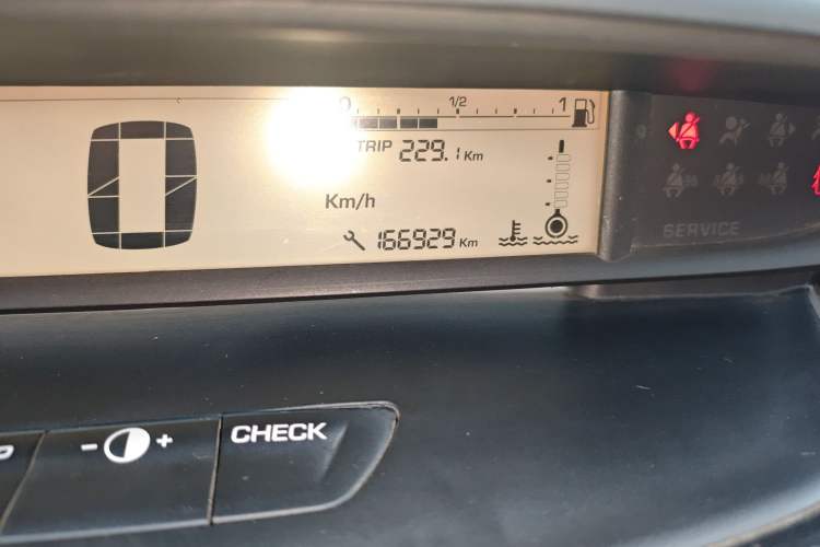 Used Citroen C-Quatre 2011 Sedan 1.6L Manual Fashion Edition Odometer Close Up