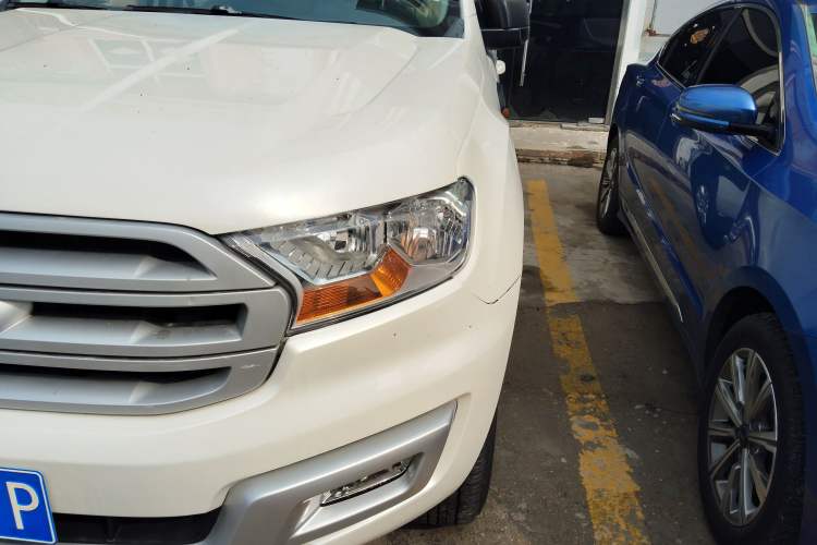 Used Ford Everest 2017 2.0T Gasoline Automatic 4x4 Elite Edition 5 Seats