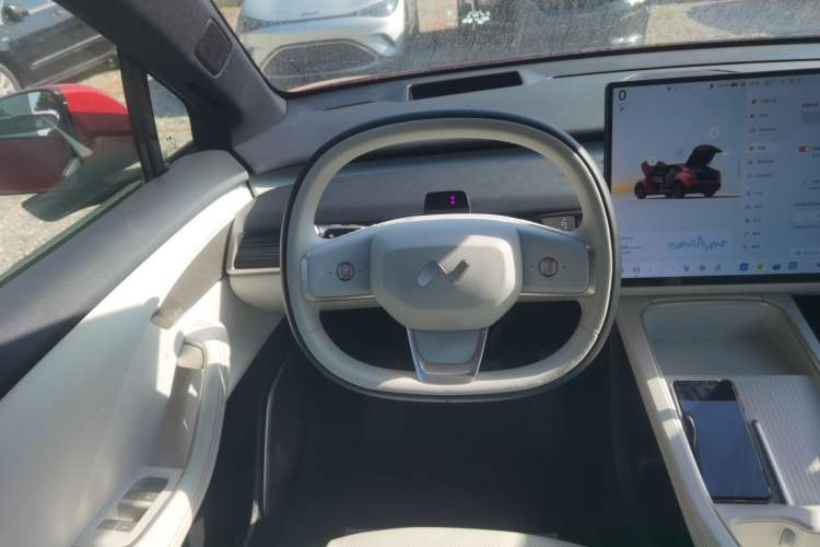 Used ONVO L60 2024 60 kWh Rear-Drive Version