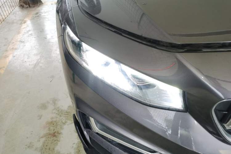 Used Geely Auto Preface 2025 Dongfang Yao 2.0TD Moonlight Edition Right Front Headlight