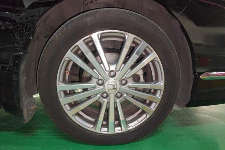 Used Honda Elysion 2016 2.4L Luxury Edition
