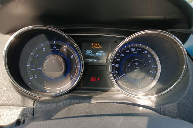 Used Hyundai Sonata 2014 2.4L Automatic Leading Edition China IV Standard
