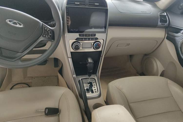 Used Chery Tiggo 3 2014 1.6L CVT ZhiShang Edition
