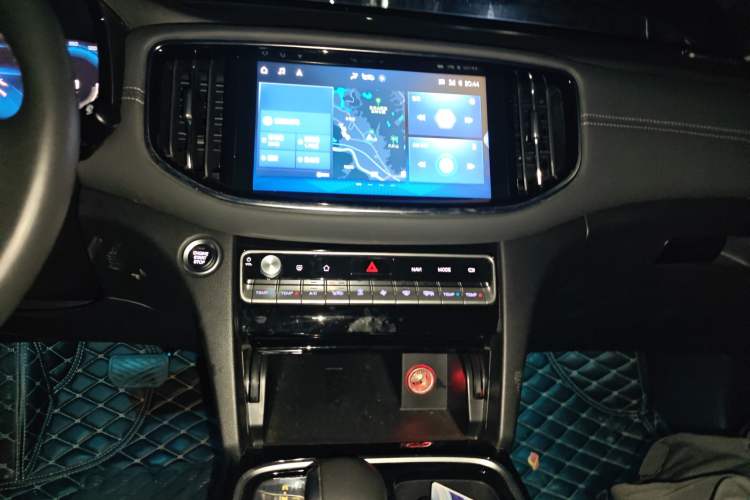 Used GAC Trumpchi GS8 2021 390T Two-Wheel Drive Luxury Smart Connect & Drive Edition (7 Seats)