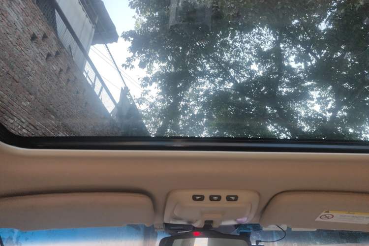 Used Volvo XC Classic 2014 T5 Luxury Edition
