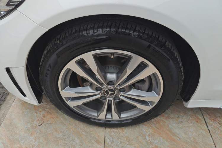 Used Mercedes-Benz C-Class 2019 C 180 L Fashion Edition Sport Version Exterior 4