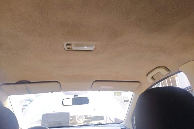 Used Nissan Livina 2015 1.6XE Manual Comfort Edition Headliner