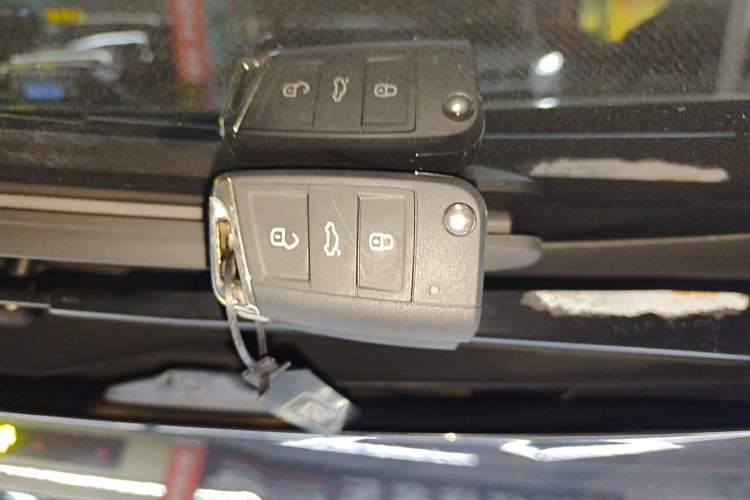 Used Volkswagen Tharu 2020 280TSI Two-Wheel Drive Luxury Plus Version China VI Standard