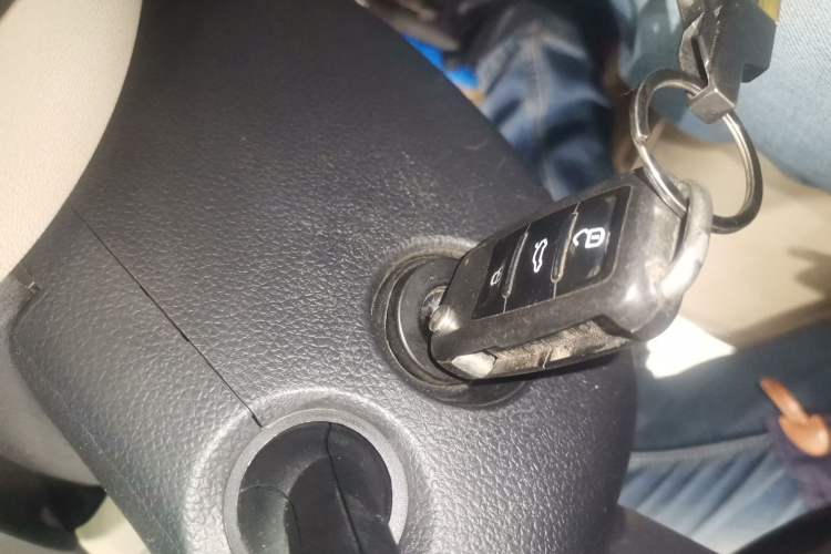 Used Volkswagen Sagitar 2014 Revised Version 1.4TSI Automatic Luxury Edition