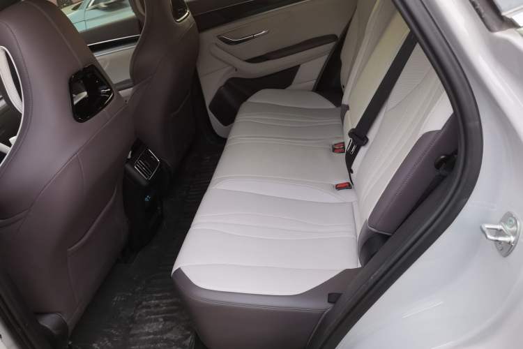 Used BYD Song PLUS New Energy 2025 DM-i 112KM Prestige Model