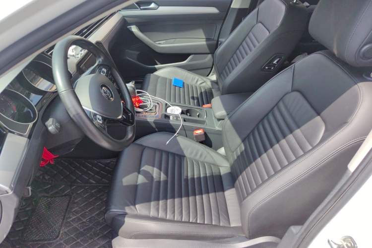 Used Volkswagen Magotan 2018 330TSI DSG Advanced Model
