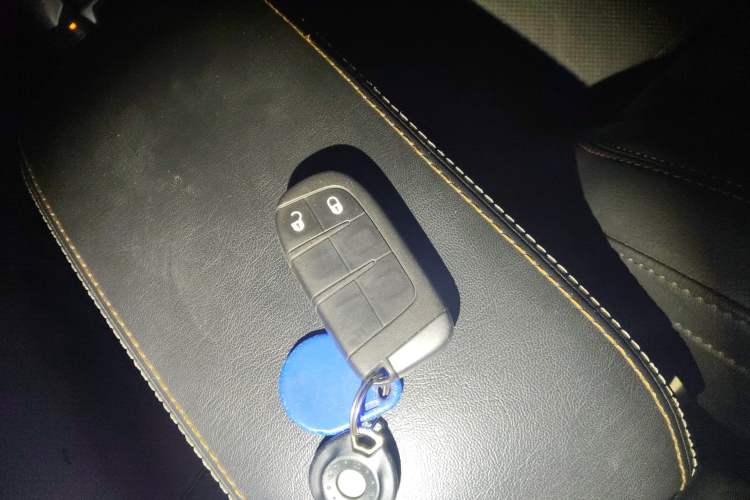 Used Jeep Compass 2017 200T Automatic Family Edition
