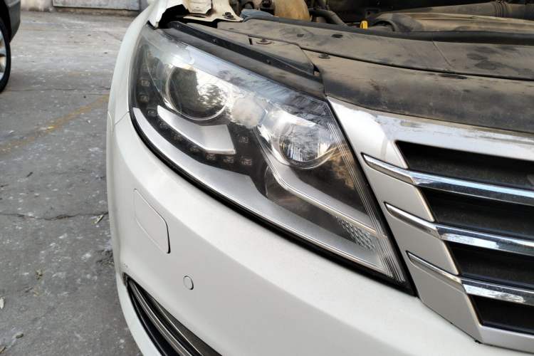 Used Volkswagen FAW-Volkswagen CC 2015 1.8TSI Prestige Model Right Front Headlight