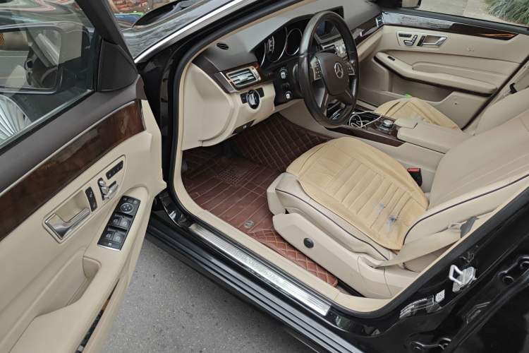 Used Mercedes-Benz E-Class 2015 E 200 L
