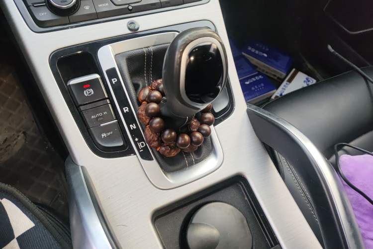 Used Geely Auto Emgrand X7 Sport 2016 1.8TD Automatic ZhiShang Model