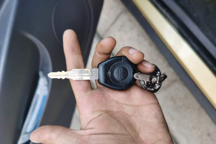 Used Chery X1 2012 1.5L Manual Comfort Edition Vehicle Key