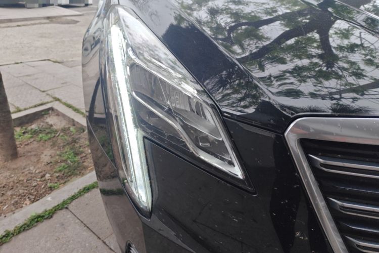 Used Cadillac XTS 2018 28T Tech Edition Right Front Headlight