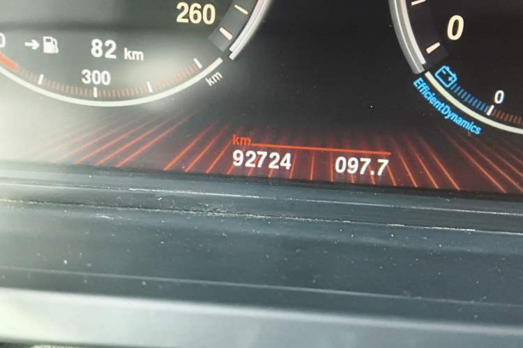 Used BMW 7 Series 2010 760Li Odometer Close Up