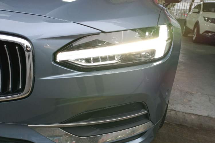 Used Volvo S90 2018 T4 Zhiyuan Edition
