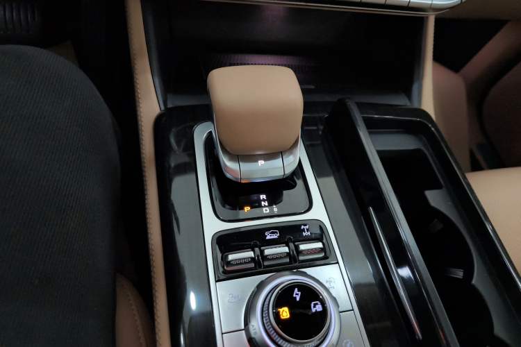 Used BAIC Off-Road BJ60 Leiting 2024 Magic Electric Drive Advanced Version 5 Seats
