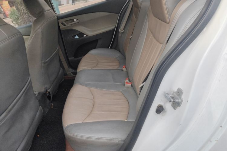 Used Chevrolet Sail 2015 Sail 3 1.5L Manual with Ideal Sunroof Edition