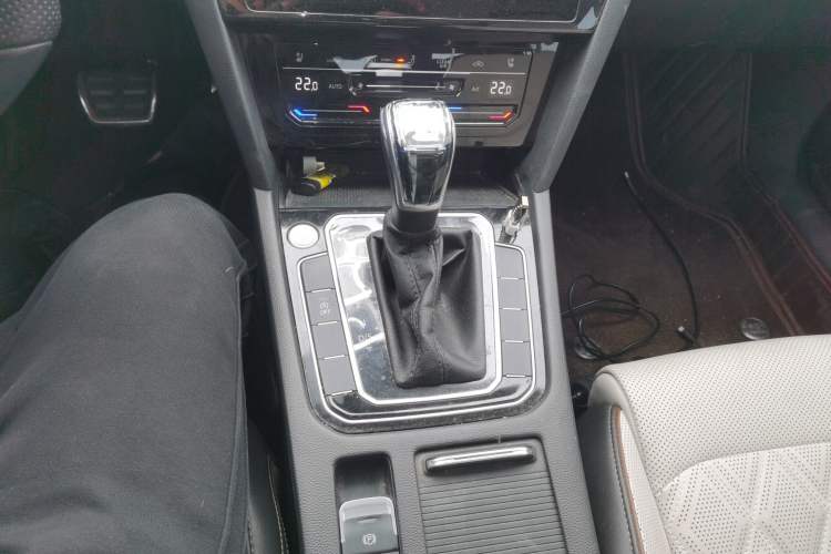 Used Volkswagen Magotan 2023 2 Million Units Commemorative Edition 330TSI DSG Luxury Version