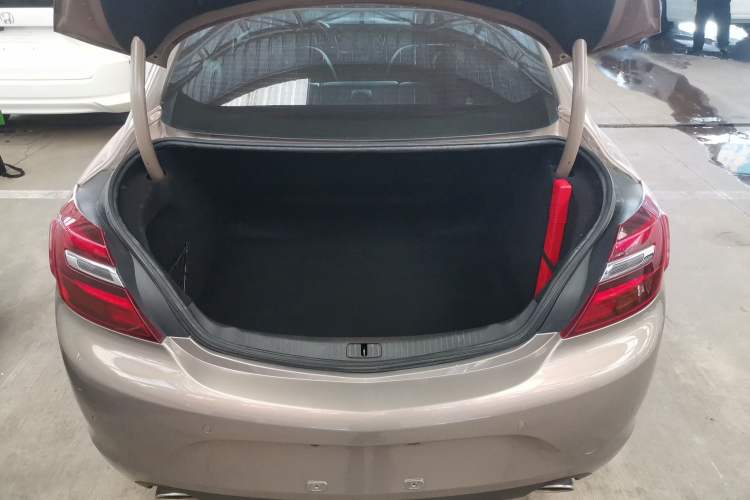 Used Buick Regal 2015 1.6T Leading Technology Model
