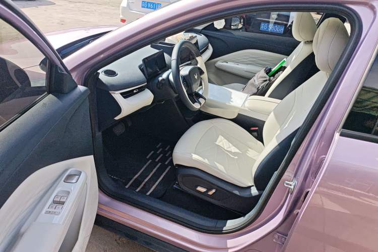 Used ARCFOX T1 2025 Model 425 PLUS
