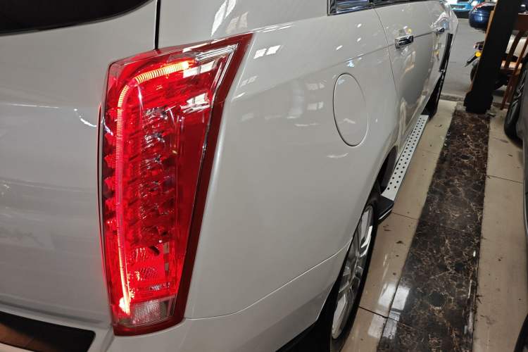 Used Cadillac SRX 2015 3.0L Elite Model