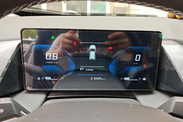Used Dongfeng Aeolus Mage 2025 1.5T Luxury Version
