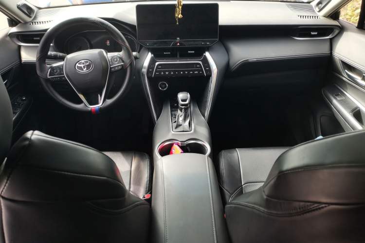 Used Toyota Venza 2022 2.0L CVT Two-Wheel Drive Prestige Edition