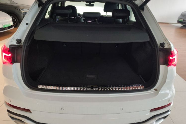 Used Audi Q3 2024 40 TFSI Fashion Dynamic Model Trunk