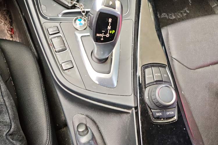 Used BMW 3 Series 2016 316Li Fashion Model
