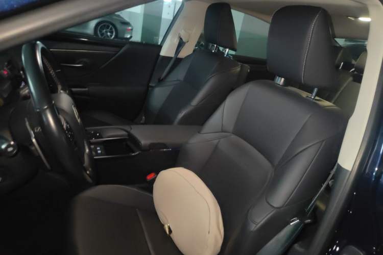 Used Lexus ES 2020 200 Excellence Edition