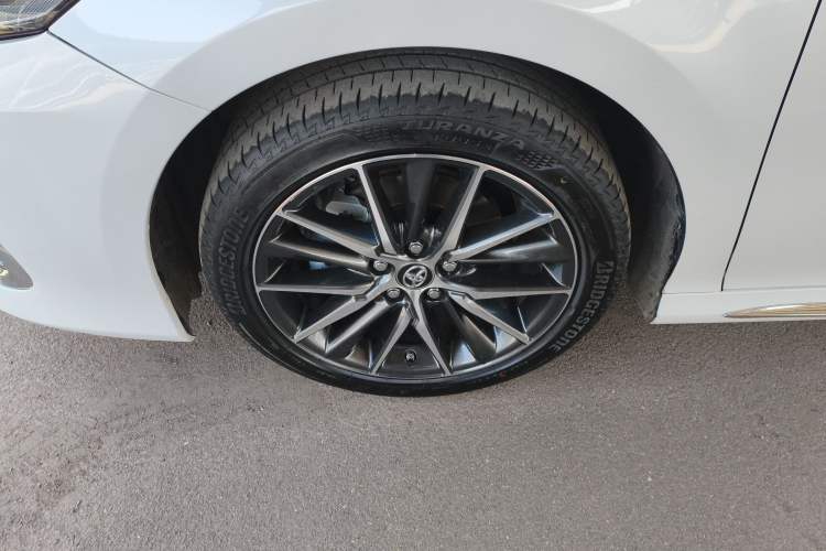 Used Toyota Camry 2023 2.5G Luxury Edition Left Front Wheel Hub