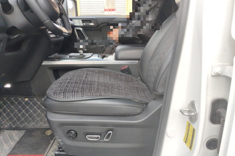 Used 212 T01 2024 2.0T Mechanic