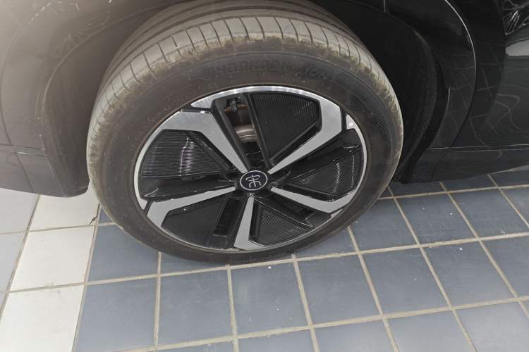 Used BYD Song L EV 2025 662 km Ultra-Range Version Exterior 5