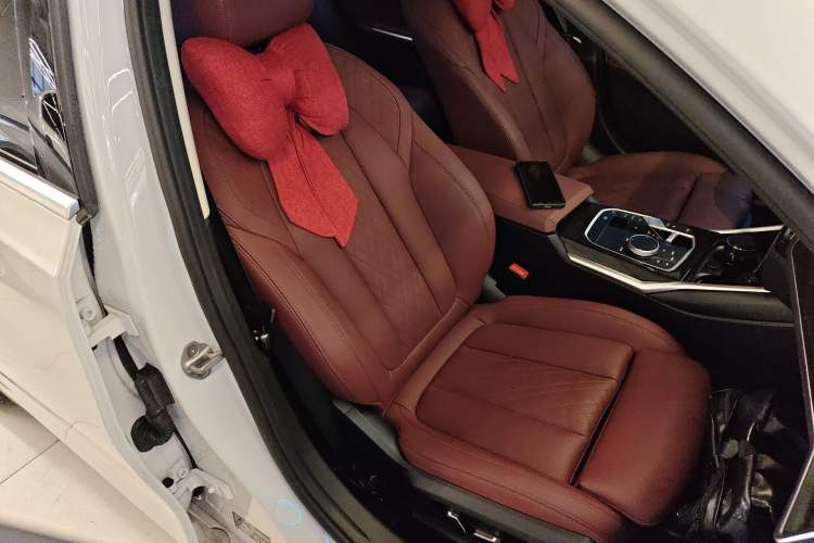 Used BMW 3 Series 2024 325Li M Sport Package Right Front Seat