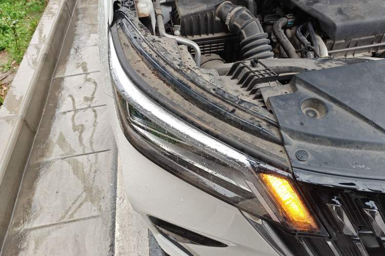 Used Wuling Jiachen 2022 1.5T CVT Deluxe Flagship Edition
