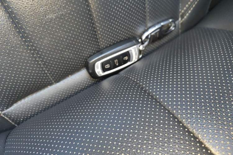 Used Geely Auto Emgrand 2017 Sedan Million Edition 1.5L Manual - Upward Version
