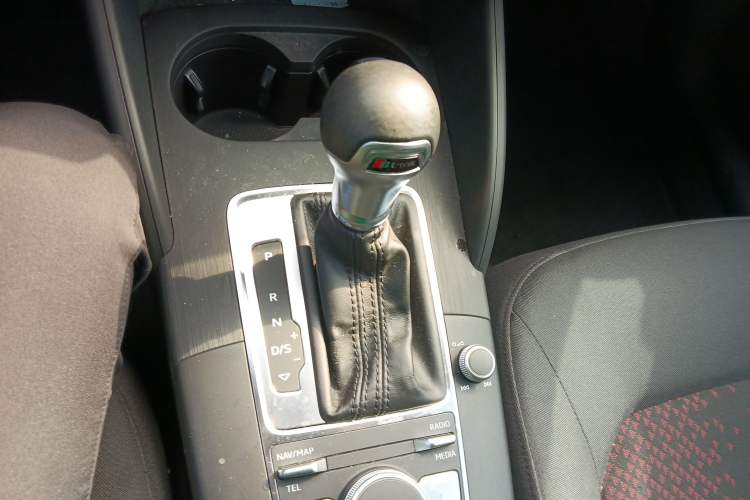 Used Audi A3 2018 30th Anniversary Edition Sportback 35 TFSI Ambition Model Gear Lever